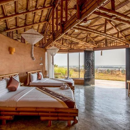 Hanchey Bamboo Resort Kampong Cham Eksteriør billede