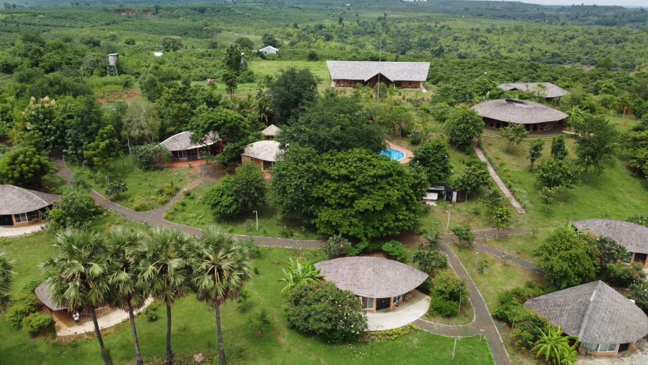 Hanchey Bamboo Resort Kampong Cham Eksteriør billede